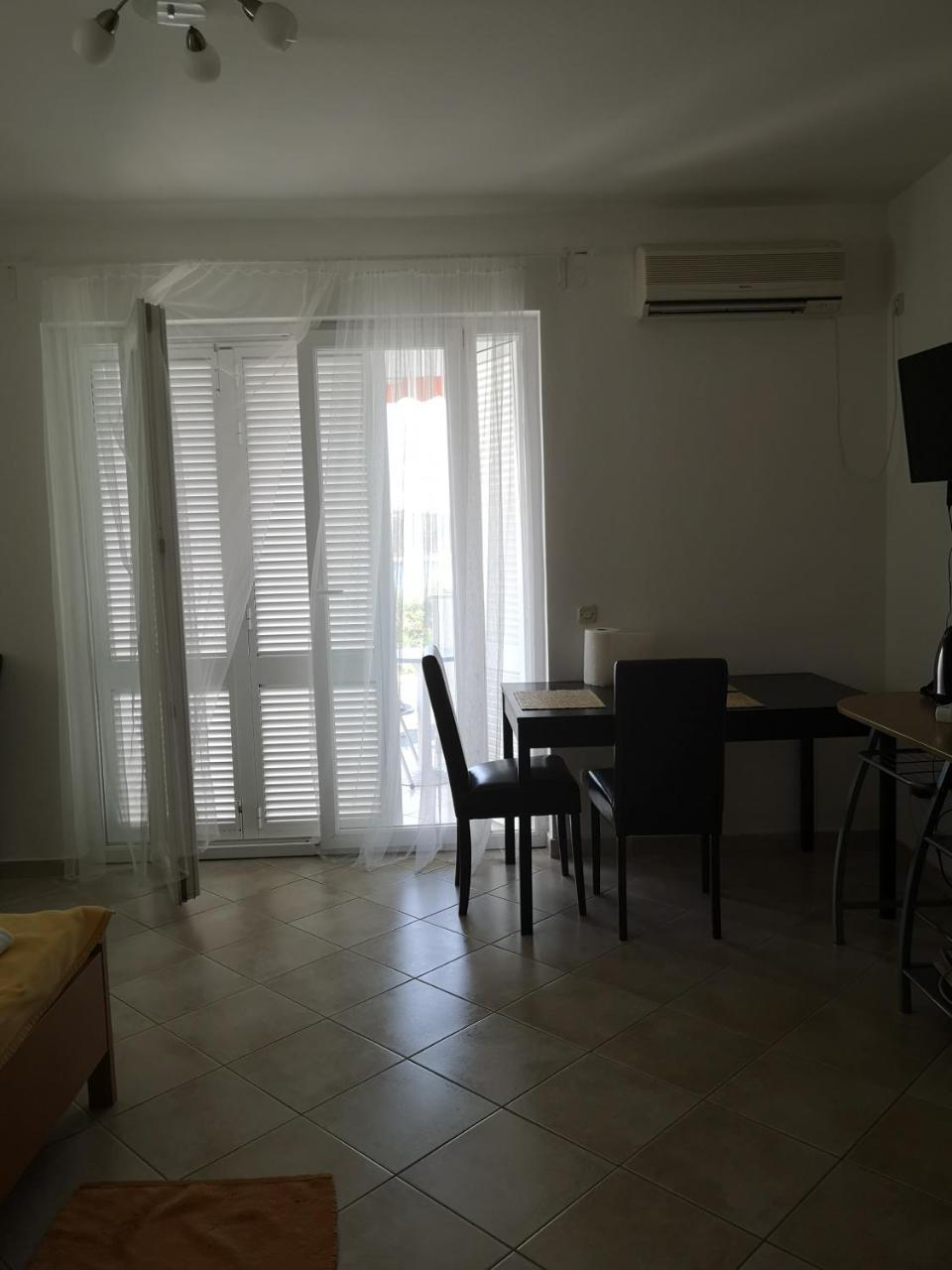 Apartment Zekija Barbat na Rabu Exterior photo